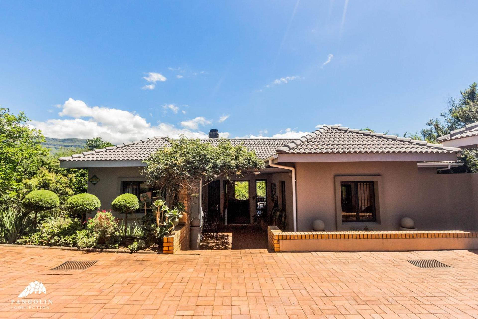 Aleah, Cathkin Estates By Euphoric Leisure Villa Champagne Valley ภายนอก รูปภาพ